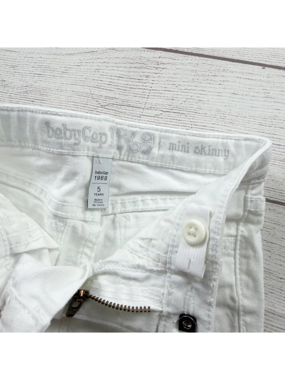 Baby Gap Girls White Mini Skinny Jeans Slim Stretch Denim Pants 5 - Picture 2 of 4